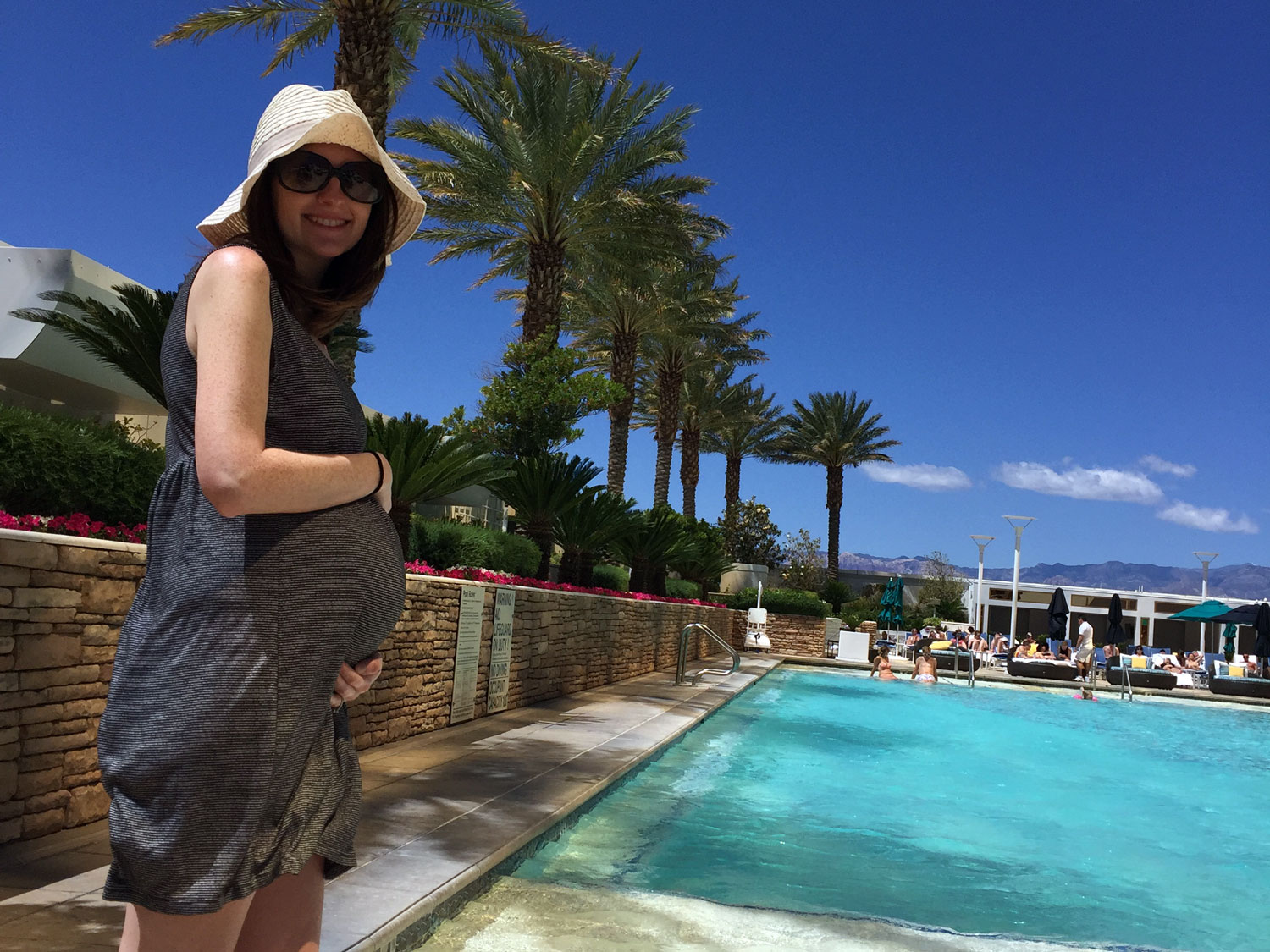 Las Vegas Babymoon | Bottles & Banter