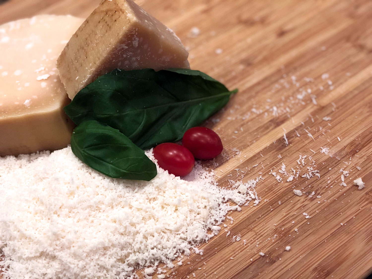 Parmesan Pesto Pasta featuring Cherry Tomatoes and Shrimp | Bottles and Banter