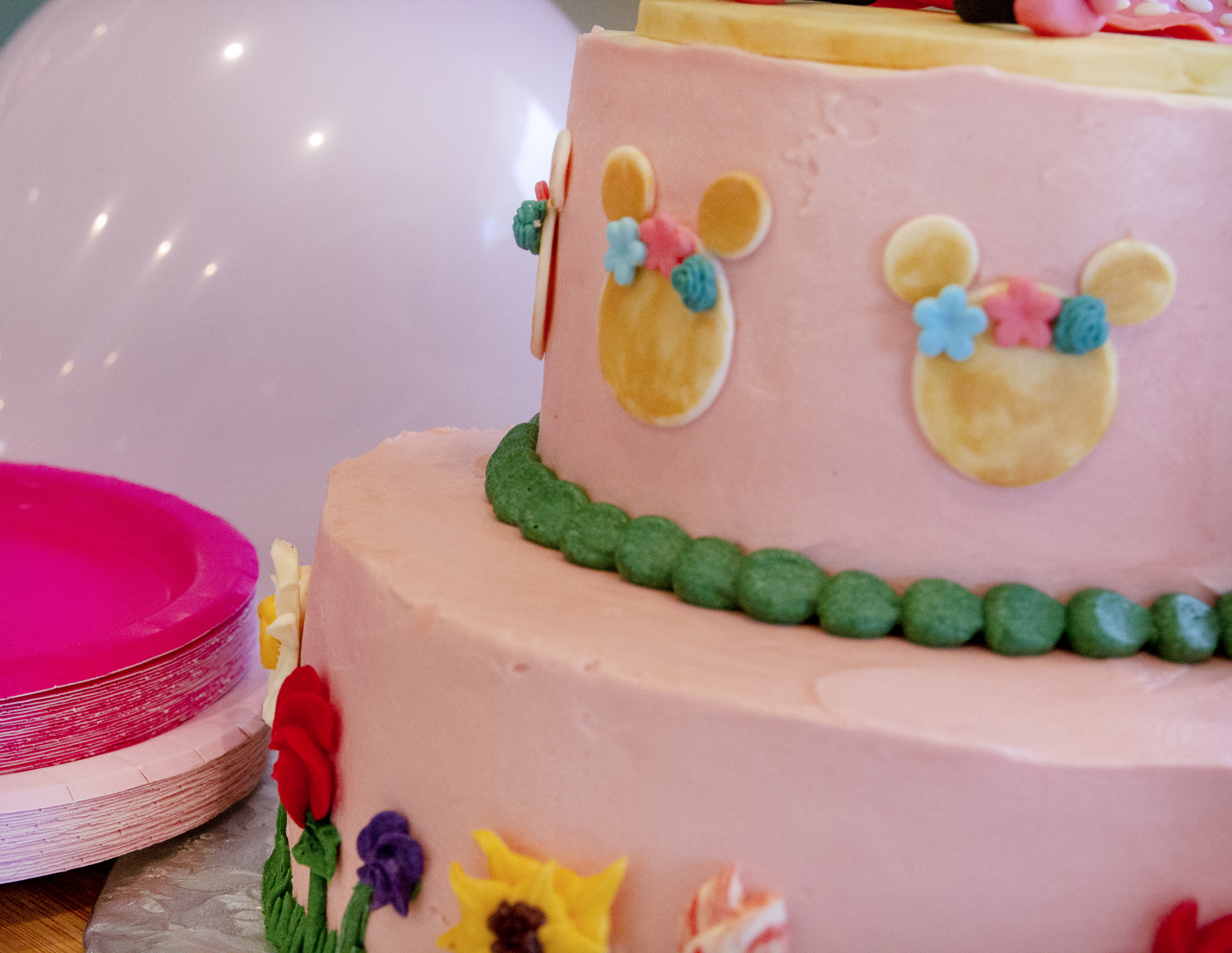 Close up detail of minnie mouse birthday cake for a 2 Year Old