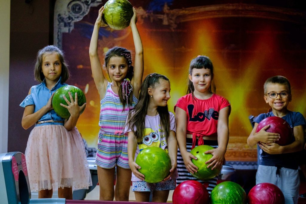 kids bowling birthday party